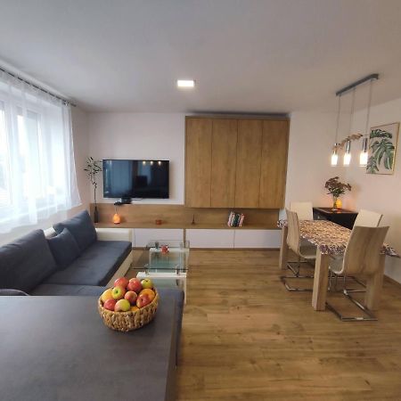 Apartman Pod Zamkem มิคูลอฟ ภายนอก รูปภาพ